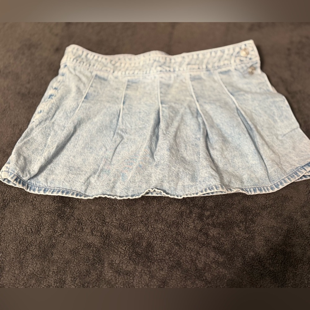 American Eagle Outfitters Light Wash Denim Mini Skirt